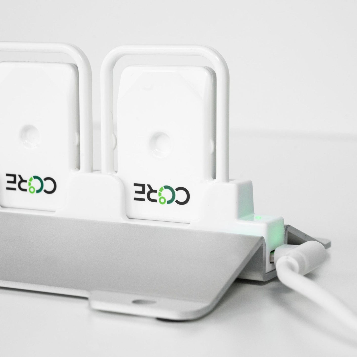 CORE 6-Port Charging Station with USB cable XMiles